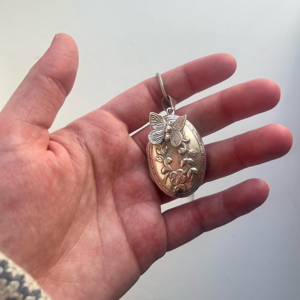 Whimsical Vintage or Antique Sterling Silver (Marked 925) Butterfly Pendant